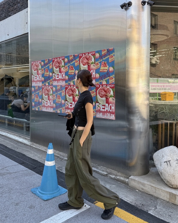 D2/A2韓國代購㊣女裝新款熱賣25秋冬真品職業人氣時尚推薦T恤D2/A2T恤