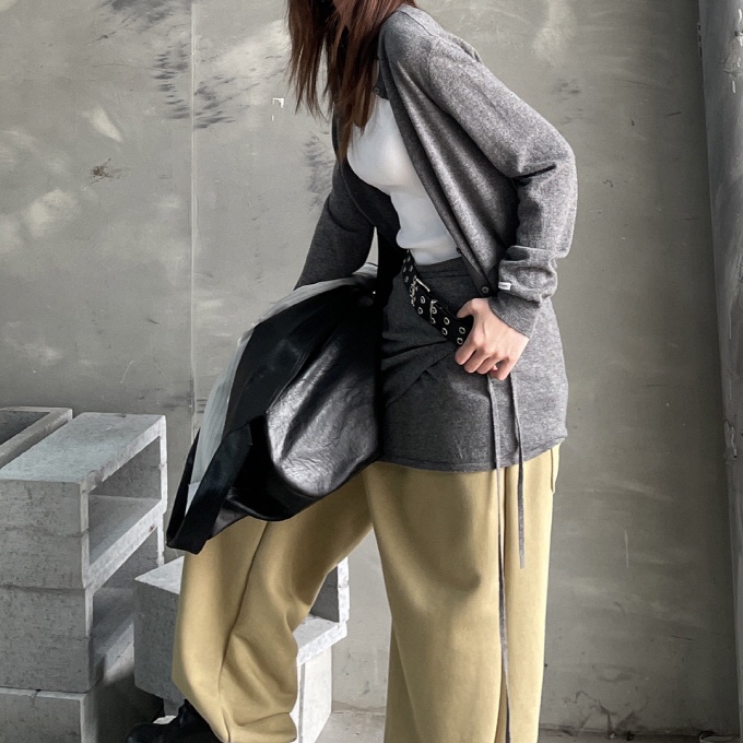 D2/A2東大門㊣直郵女裝新款職業25秋冬時尚真品針織衫開衫D2/A2針織衫