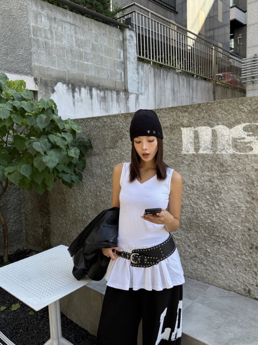 D2/A2韓國代購㊣女裝新品25秋冬職業休閑連衣裙不含腰帶V領D2/A2連衣裙圖色2
