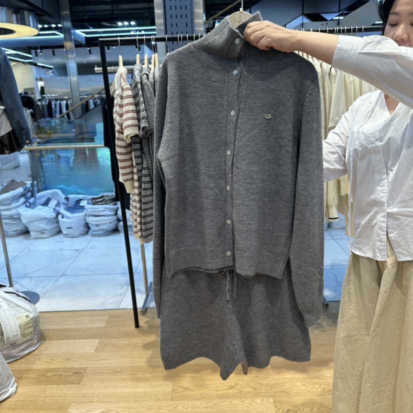 TARA韓國直郵㊣女士新款25秋冬推薦職業時尚人氣真品休閑套裝TARA套裝圖色2