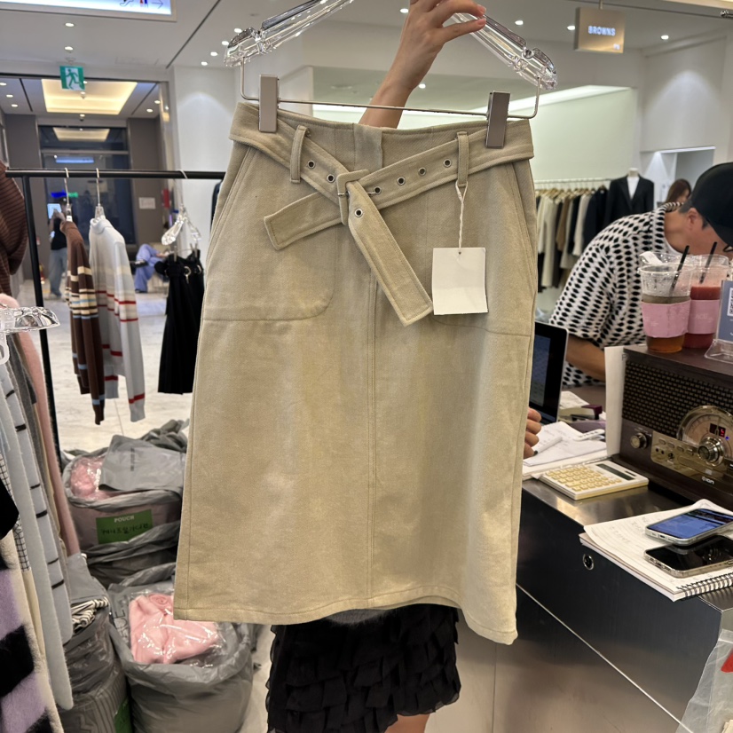 POUCH東大門㊣實拍女裝新品職業推薦25秋冬半身裙中短裙含腰帶POUCH半身裙/中短裙圖色3