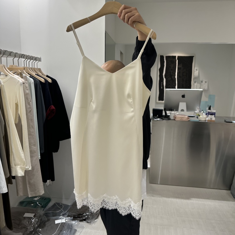 HAUTTE-P韓國代購㊣女士新品真品25秋冬熱賣人氣時尚吊帶背心HAUTTE吊帶/背心圖色1