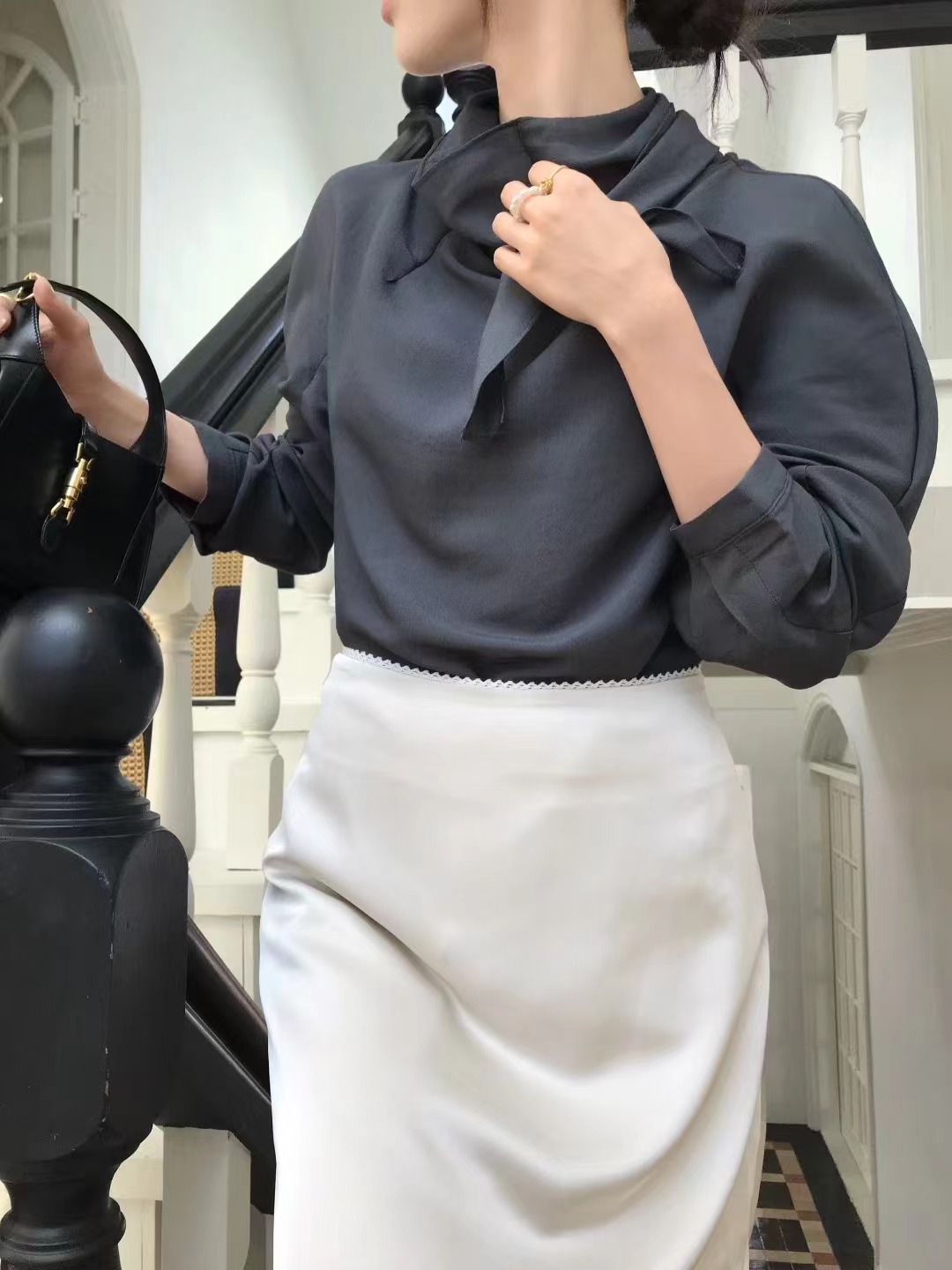 OUIR東大門㊣代購女士新品真品時尚推薦人氣25秋冬襯衫蕾絲衫OUIR襯衫/蕾絲衫圖色2