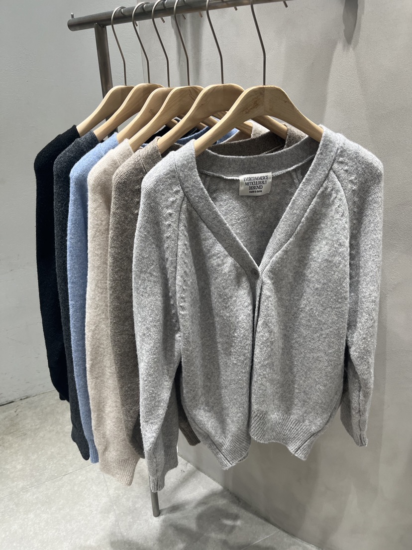 EVERCOMMERCE METICULOUSLY DESIGNED韓國代購㊣女裝新品職業針織衫EVERCOMMERCE針織衫
