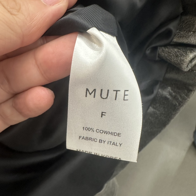 MUTE-P韓國代購㊣女裝新品熱賣人氣推薦真品25秋冬皮衣皮革MUTE皮衣