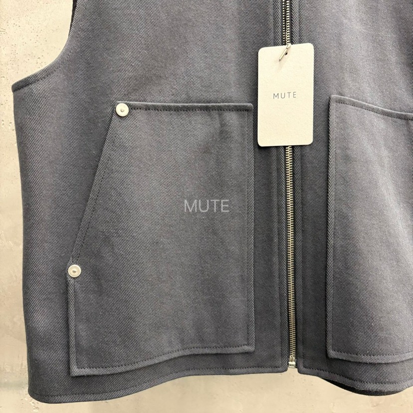 MUTE-P東大門㊣實拍女裝新款25秋冬熱賣推薦時尚人氣真品馬甲MUTE馬甲