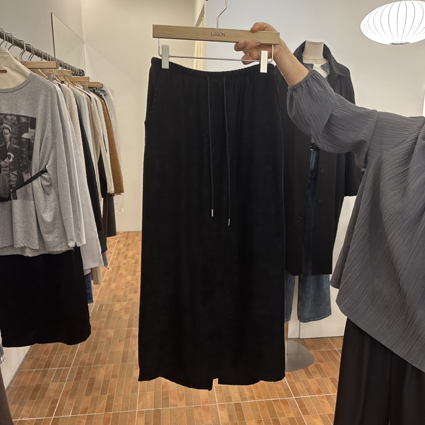 LOGON東大門㊣直郵女裝新品25秋冬休閑推薦熱賣時尚職業長裙LOGON長裙圖色2