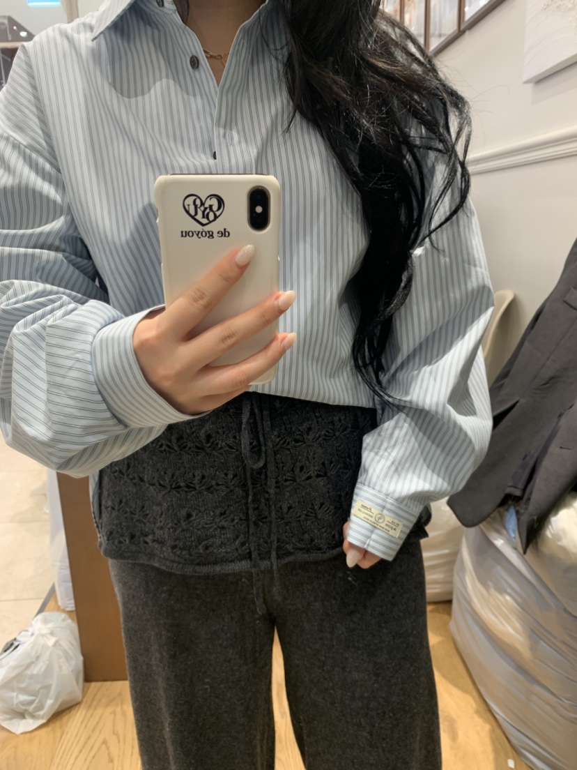 DE GO YOU東大門㊣直郵女裝新品25秋冬職業真品襯衫蕾絲衫DE GO YOU襯衫/蕾絲衫