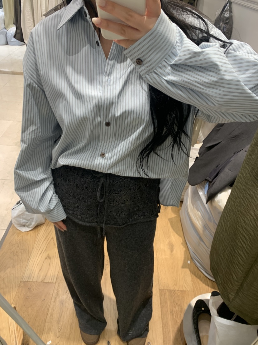 DE GO YOU東大門㊣直郵女裝新品25秋冬職業真品襯衫蕾絲衫DE GO YOU襯衫/蕾絲衫