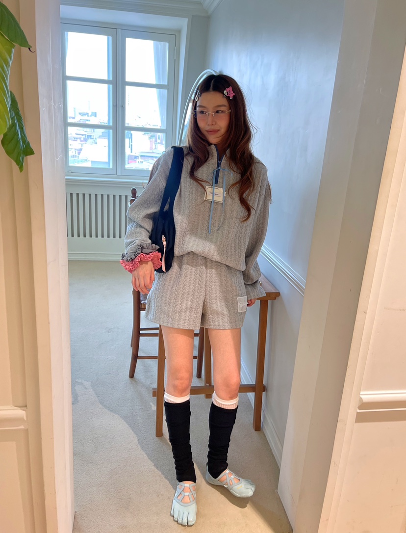BOUTIQUE-L韓國直郵㊣女裝新品休閑25秋冬時尚真品熱賣衛衣BOUTIQUE-L衛衣