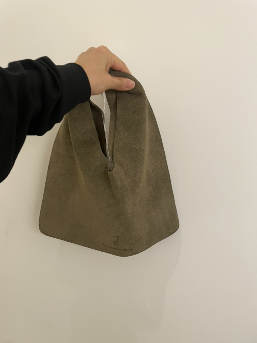 JEONG GAM STUDIOS韓國代購㊣女裝新品真品人氣手提包絨面革JEONG GAM手提包圖色4