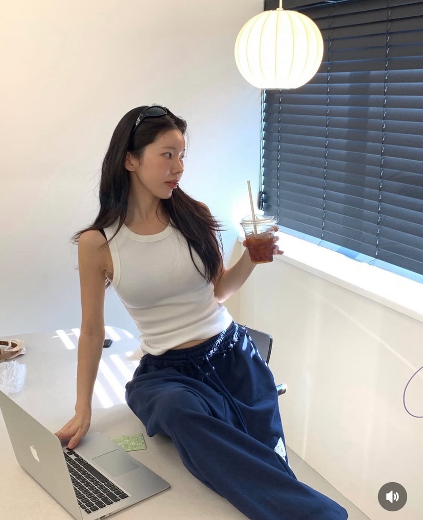 D2/A2韓國代購㊣女裝新款25秋冬職業人氣熱賣真品時尚休閑褲D2/A2休閑褲