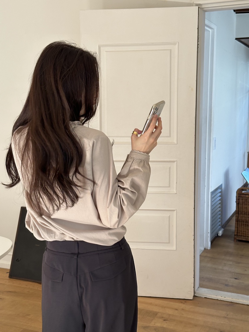 ERUME東大門㊣實拍女士新品25秋冬時尚真品休閑人氣襯衫蕾絲衫ERUME襯衫/蕾絲衫
