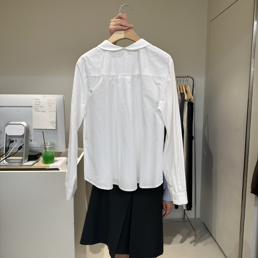 OUTRENE東大門㊣直郵女士新品真品時尚休閑推薦職業襯衫蕾絲衫OUTRENE襯衫/蕾絲衫