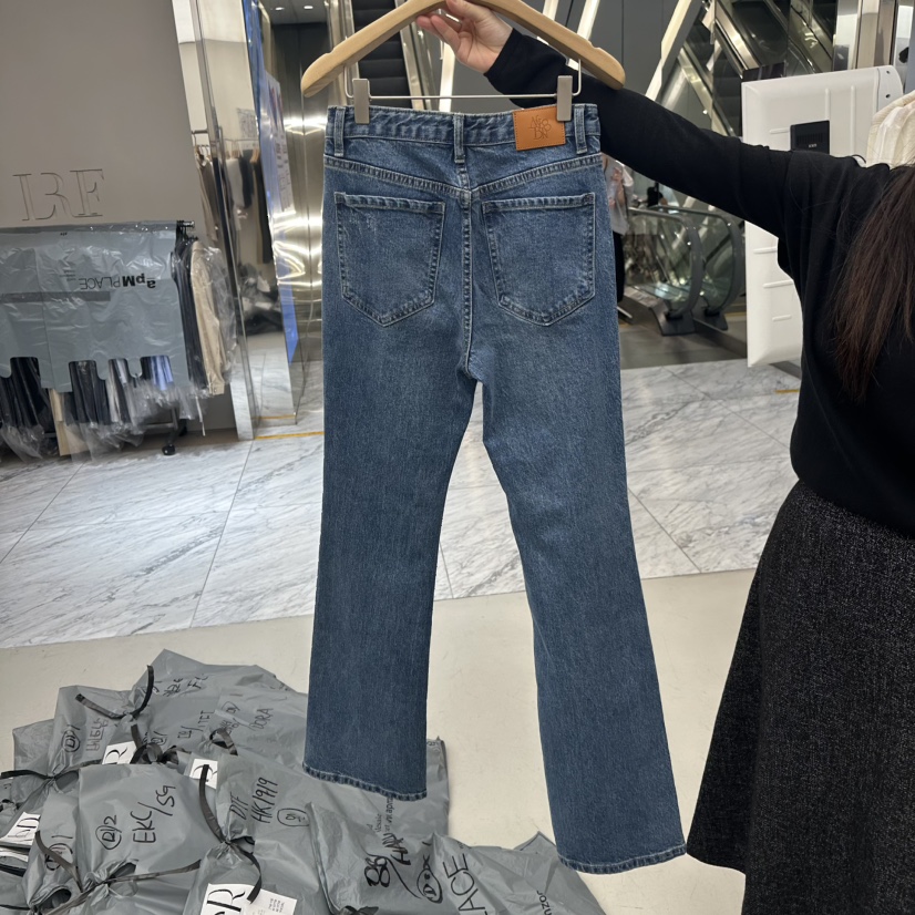 MER韓國代購㊣女士新品熱賣職業時尚休閑人氣牛仔褲修身喇叭MER/ANGELO BIANCO牛仔褲