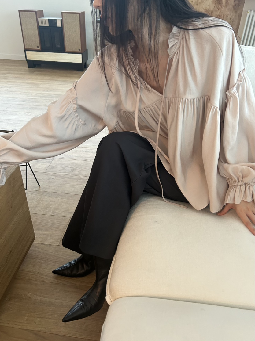 ME MO東大門㊣代購女裝新款人氣25秋冬推薦時尚襯衫蕾絲衫ME MO襯衫/蕾絲衫