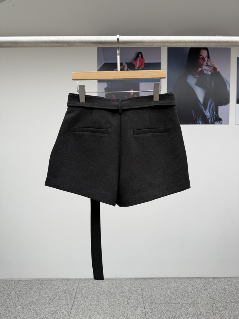 MADE-P韓國代購㊣女士新品推薦真品人氣職業短褲含腰帶口袋MADE-P短褲