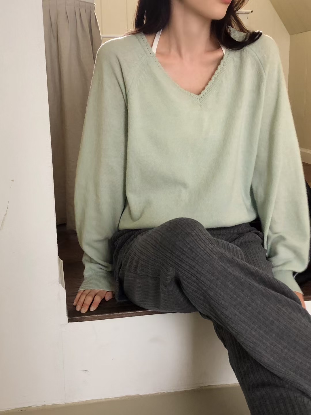 OUIR東大門㊣直郵女裝新款熱賣25秋冬休閑職業時尚人氣針織衫OUIR針織衫圖色2