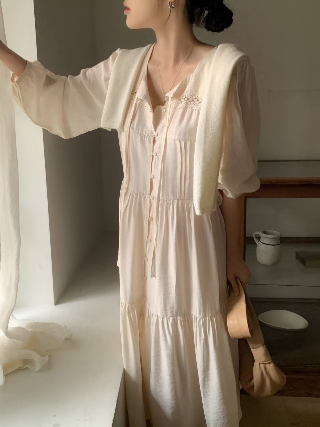 OUIR東大門㊣實拍女士新品時尚職業推薦25秋冬連衣裙不含披肩OUIR連衣裙圖色1