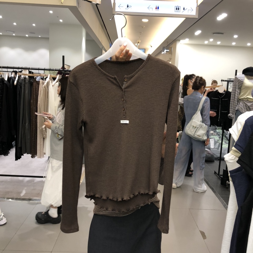 BENE韓國代購㊣女裝新品真品職業人氣時尚熱賣25秋冬長袖T恤BENE長袖T恤圖色2棕色