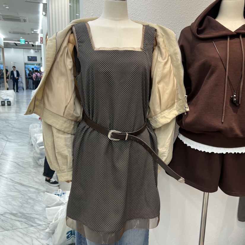 ALMOND PEPE東大門㊣代購女裝新款熱賣休閑連衣裙不含腰帶ALMOND PEPE連衣裙圖色2