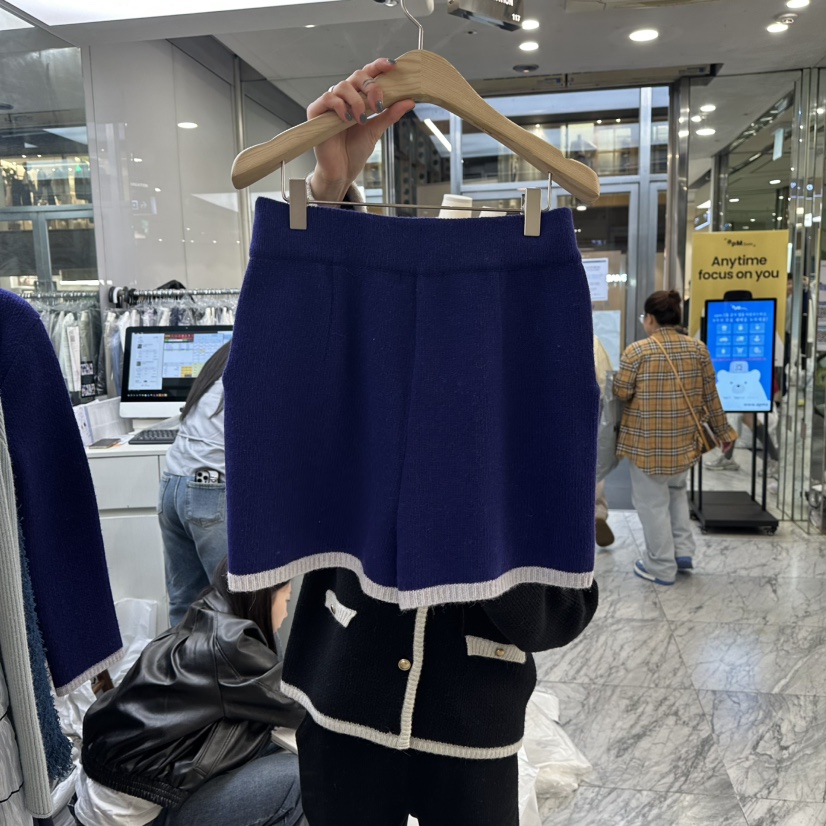 FOUNDATION東大門㊣直郵女士新品真品熱賣25秋冬職業推薦短褲FOUNDATION短褲