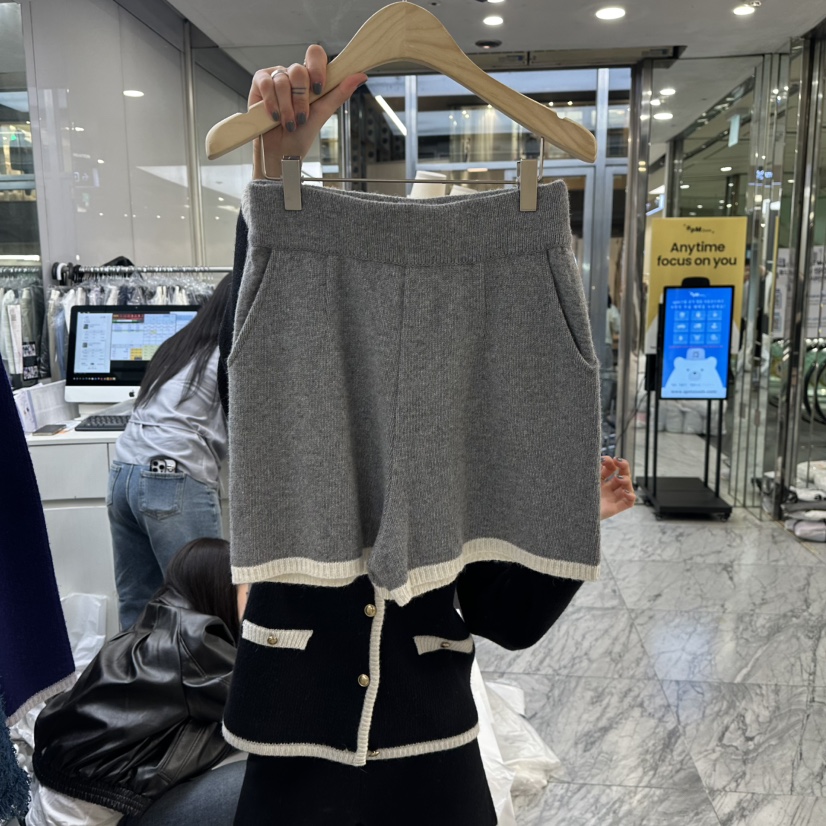 FOUNDATION東大門㊣直郵女士新品真品熱賣25秋冬職業推薦短褲FOUNDATION短褲圖色3