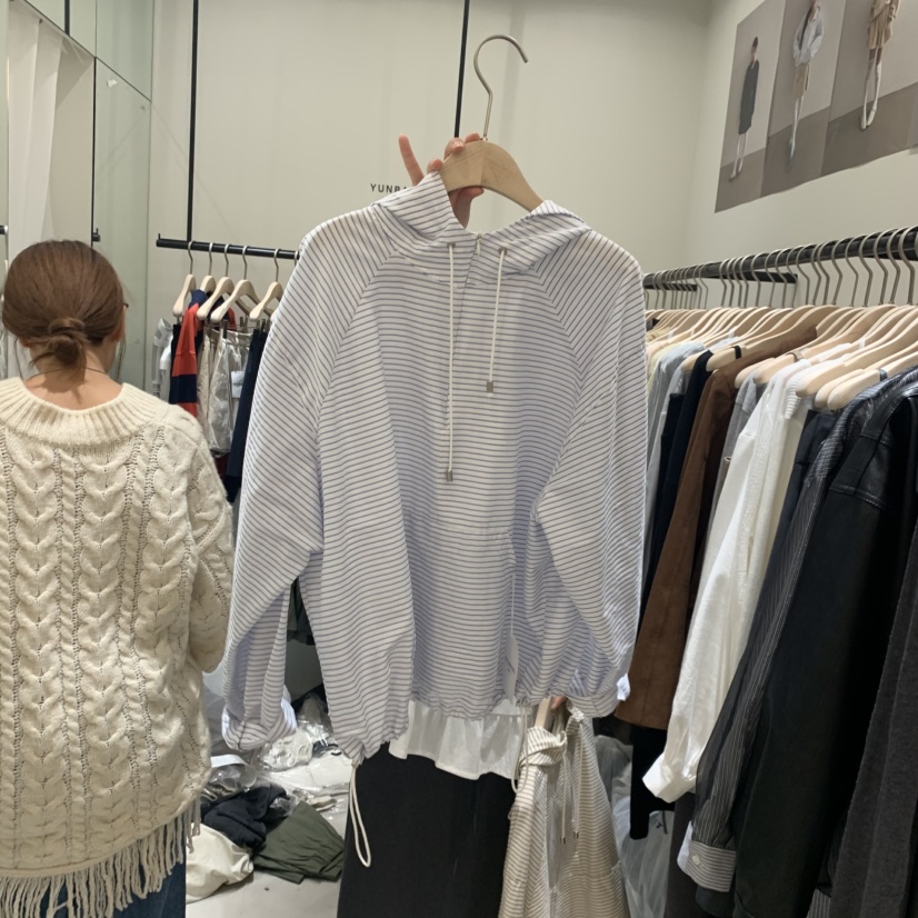 YUNBAL東大門㊣實拍女士新品真品25秋冬時尚襯衫蕾絲衫兜帽YUNBAL襯衫/蕾絲衫