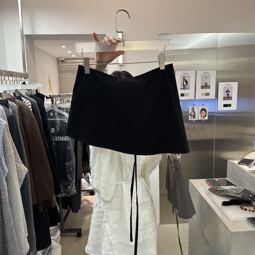 WEARABLE-L韓國代購㊣女裝新款25秋冬熱賣真品人氣時尚短裙WEARABLE短裙