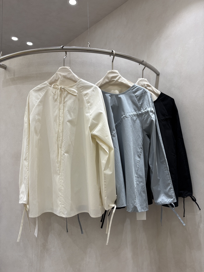 WHO IS SHE東大門㊣實拍女裝新品25秋冬時尚人氣襯衫蕾絲衫WHO IS SHE襯衫/蕾絲衫