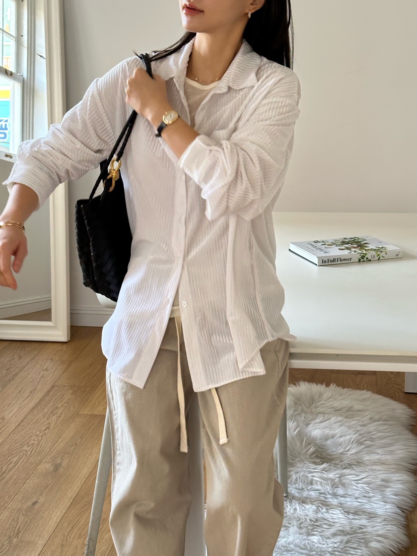 LE VASE東大門㊣直郵女士新款職業真品25秋冬休閑襯衫蕾絲衫LE VASE襯衫/蕾絲衫