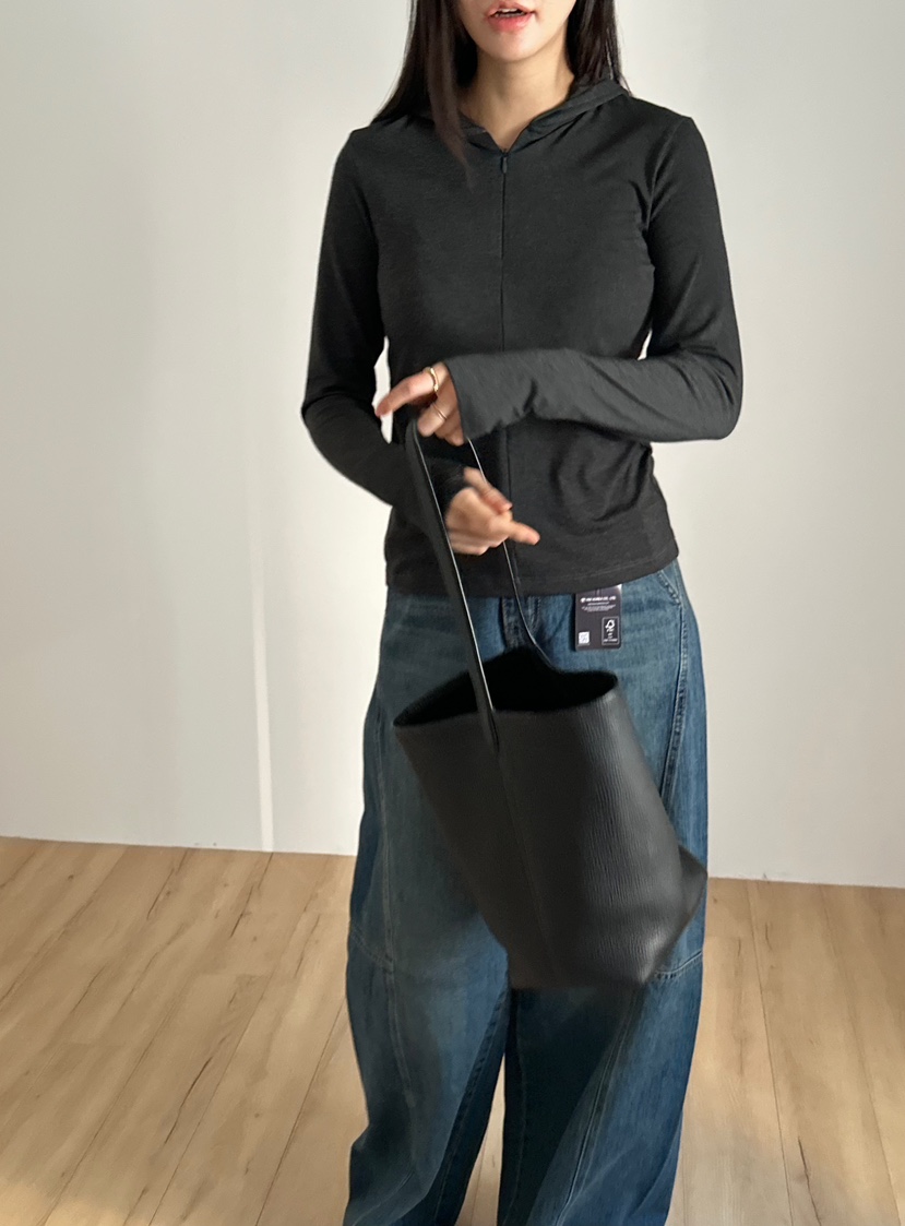 LE VASE韓國直郵㊣女士新品人氣休閑推薦熱賣職業時尚長袖T恤LE VASE長袖T恤
