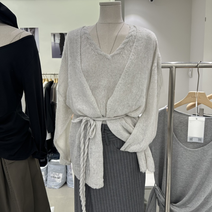 VIVEL東大門㊣實拍女士新品休閑時尚熱賣人氣套裝馬海毛開衫VIVEL套裝圖色1