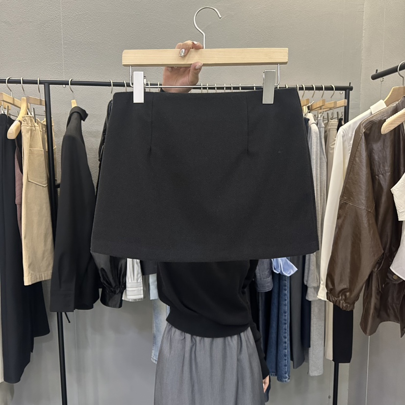 FLAMME TOIT東大門㊣直郵女士新款職業25秋冬熱賣短裙羊毛FLAMME TOIT短裙