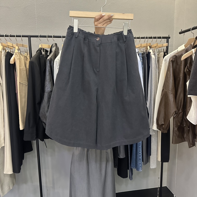 FLAMME TOIT韓國直郵㊣女士新品真品熱賣職業休閑時尚短褲FLAMME TOIT短褲圖色2