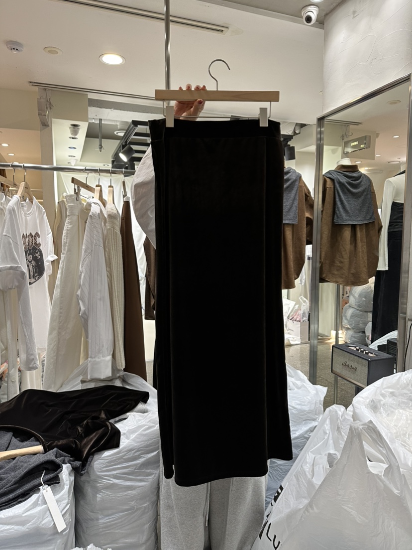 INSSENSE-A韓國直郵㊣女裝新品時尚熱賣休閑長裙天鵝絨超長INSSENSE-A長裙