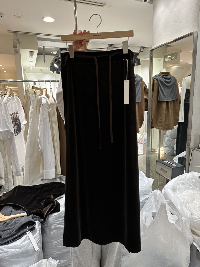 INSSENSE-A韓國直郵㊣女裝新品時尚熱賣休閑長裙天鵝絨超長INSSENSE-A長裙