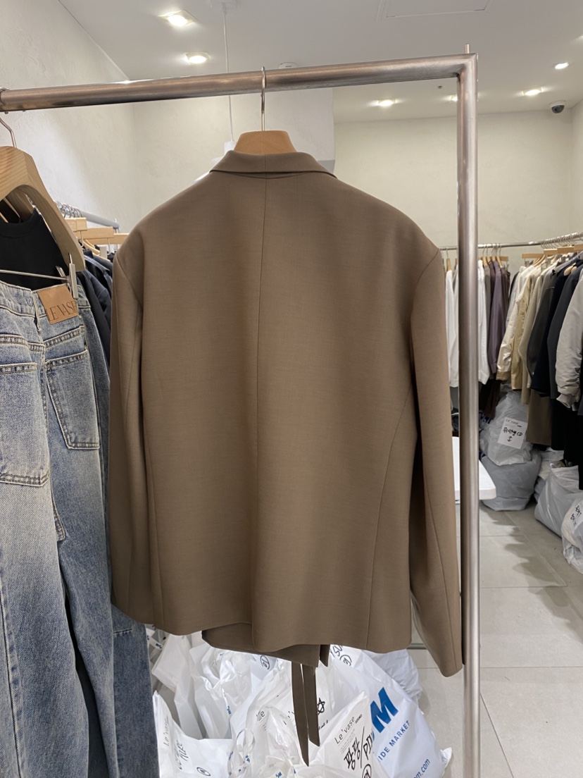 LE VASE韓國直郵㊣女裝新品時尚熱賣真品25秋冬推薦職業夾克LE VASE夾克