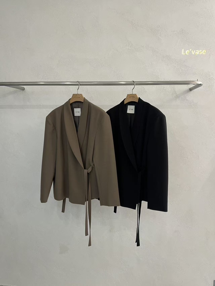 LE VASE韓國直郵㊣女裝新品時尚熱賣真品25秋冬推薦職業夾克LE VASE夾克