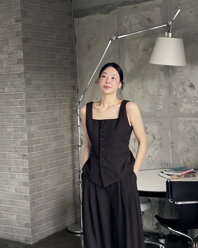 VERNI東大門㊣直郵女裝新品人氣時尚休閑熱賣真品推薦吊帶背心VERNI吊帶/背心