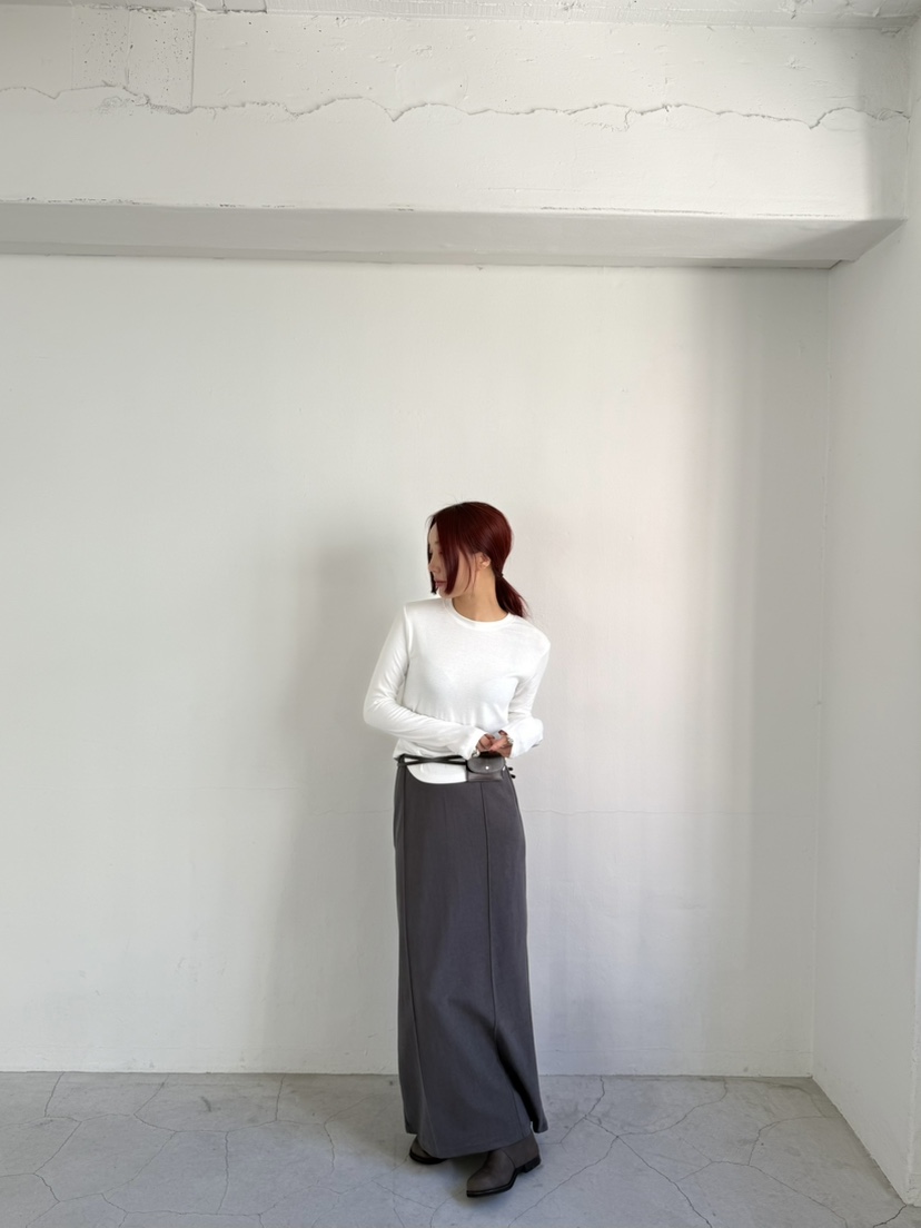 OVER NEAR東大門㊣實拍女裝新款25秋冬時尚推薦熱賣長袖T恤OVER NEAR長袖T恤