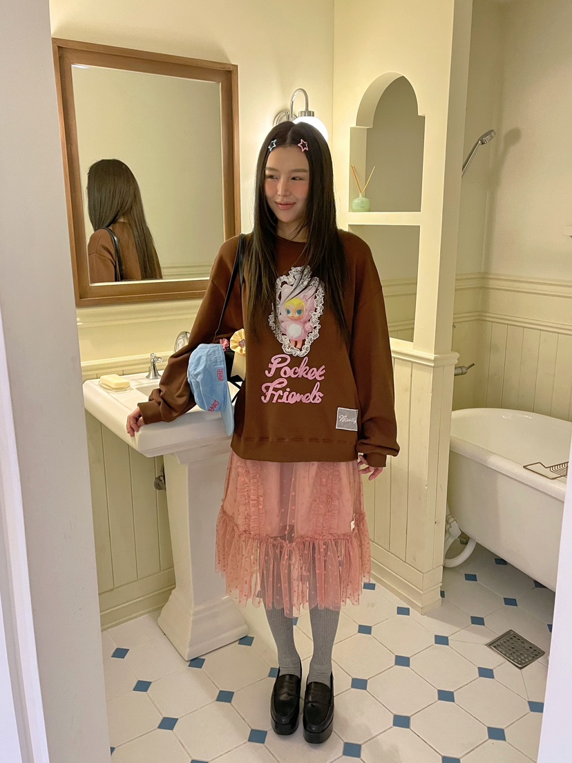 BOUTIQUE-L東大門㊣代購女裝新款25秋冬熱賣真品時尚職業衛衣BOUTIQUE-L衛衣