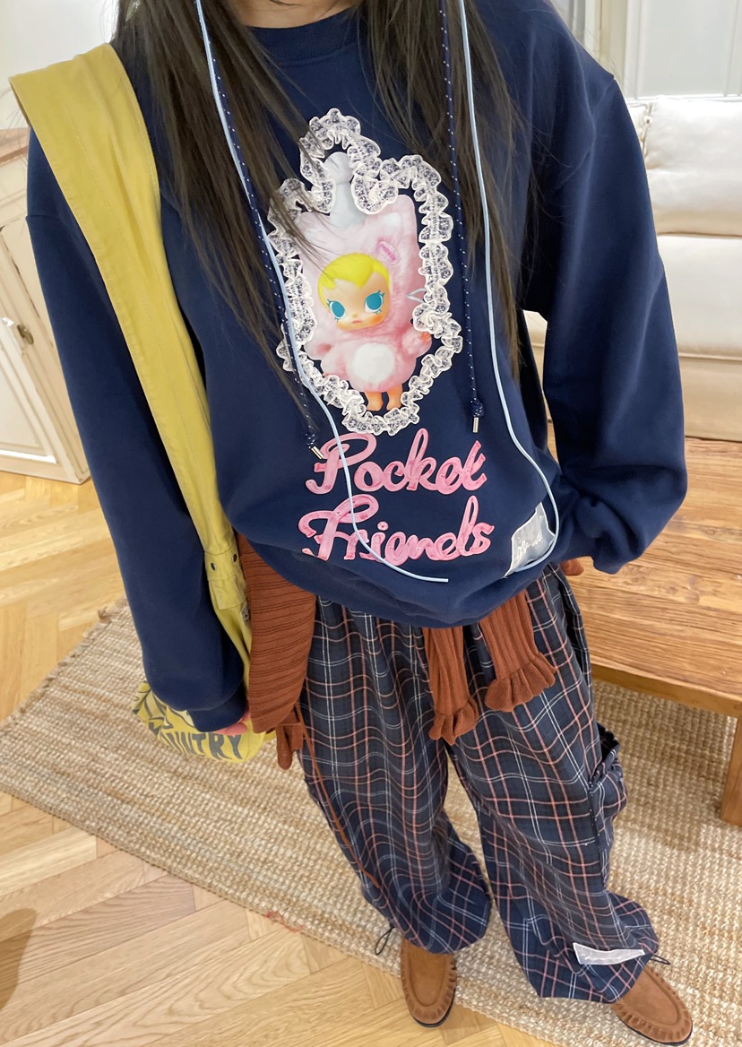 BOUTIQUE-L東大門㊣代購女裝新款25秋冬熱賣真品時尚職業衛衣BOUTIQUE-L衛衣圖色3