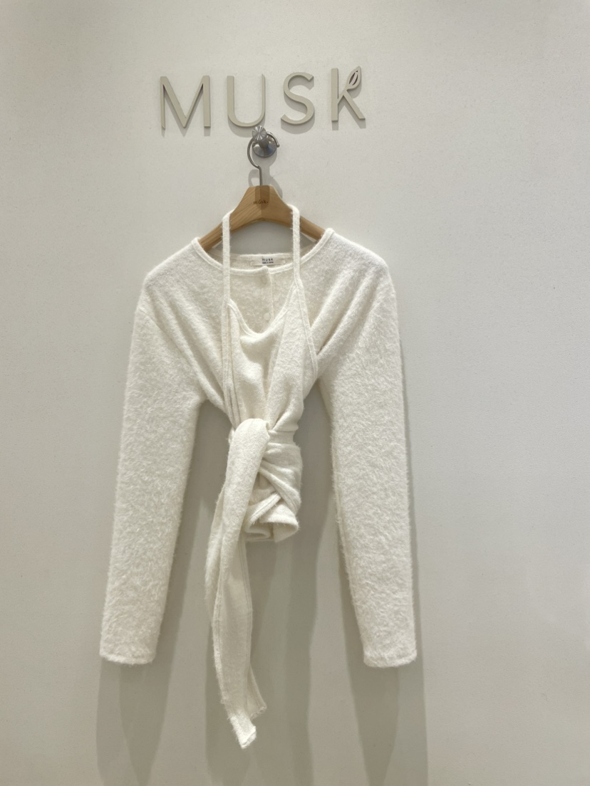 MUSK東大門㊣直郵女裝新品時尚推薦25秋冬人氣毛衣掛脖開衫MUSK毛衣圖色2