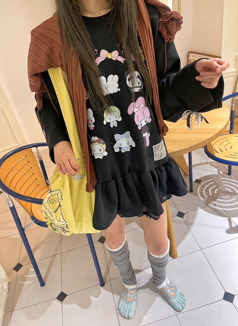 BOUTIQUE-L東大門㊣直郵女裝新款25秋冬時尚職業熱賣人氣衛衣BOUTIQUE-L衛衣