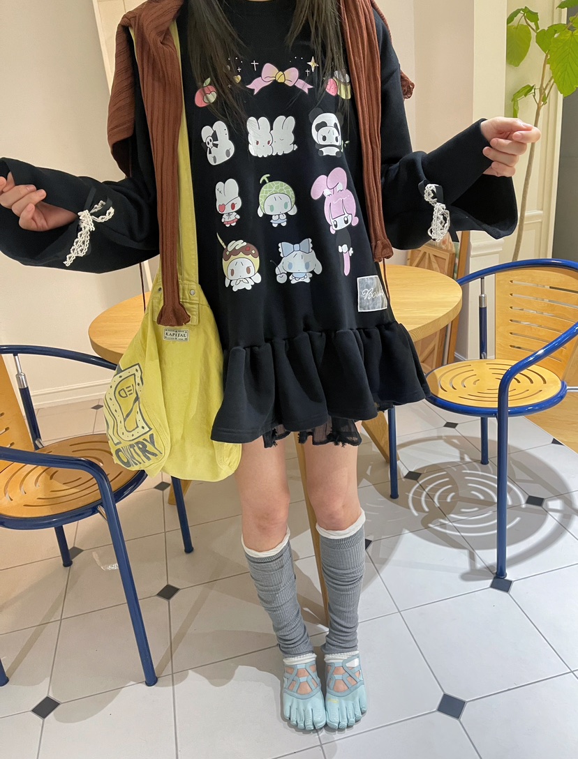 BOUTIQUE-L東大門㊣直郵女裝新款25秋冬時尚職業熱賣人氣衛衣BOUTIQUE-L衛衣圖色2