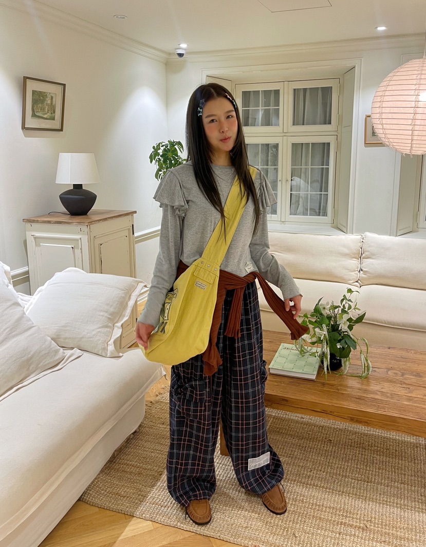 BOUTIQUE-L韓國直郵㊣女裝新品休閑真品人氣時尚職業長袖T恤BOUTIQUE-L長袖T恤圖色4