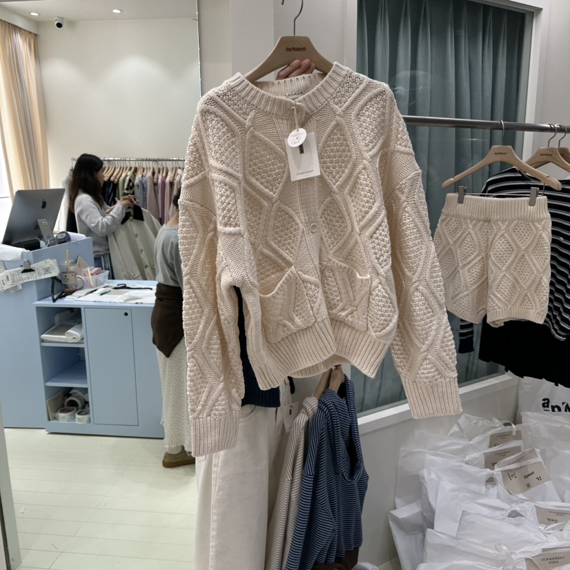 OURMOMENT韓國直郵㊣女裝新款真品人氣時尚推薦休閑25秋冬毛衣OURMOMENT毛衣