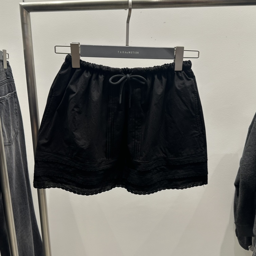 TARABY MOTION東大門㊣直郵女裝新品真品職業短裙棉質蕾絲TARABY MOTION短裙圖色2