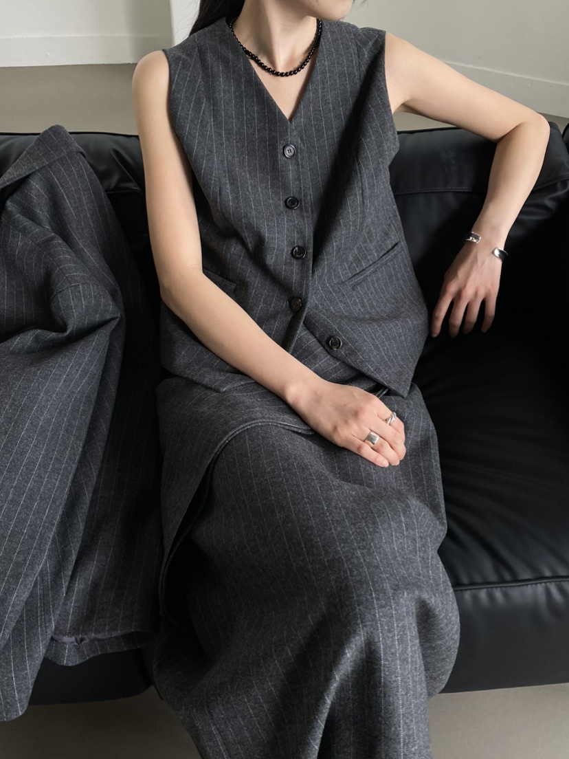 MOVENNE東大門㊣直郵女士新款推薦25秋冬真品時尚人氣職業馬甲MOVENNE馬甲